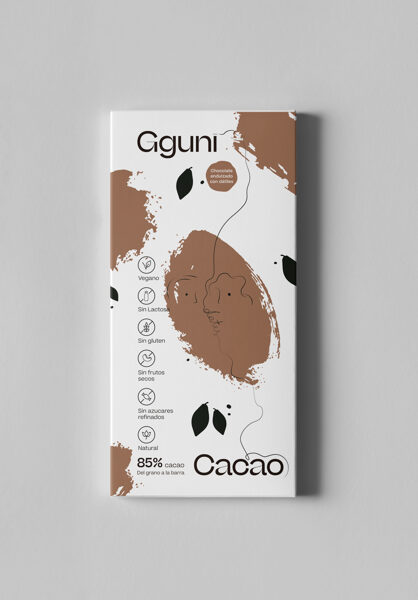 85% Chocolate, sweetened with dates. Vegan friendly. SOFT TEXTURE